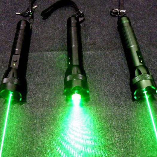 300mw Green Laser glare flashlight for outdoor -- With Pulsating mode